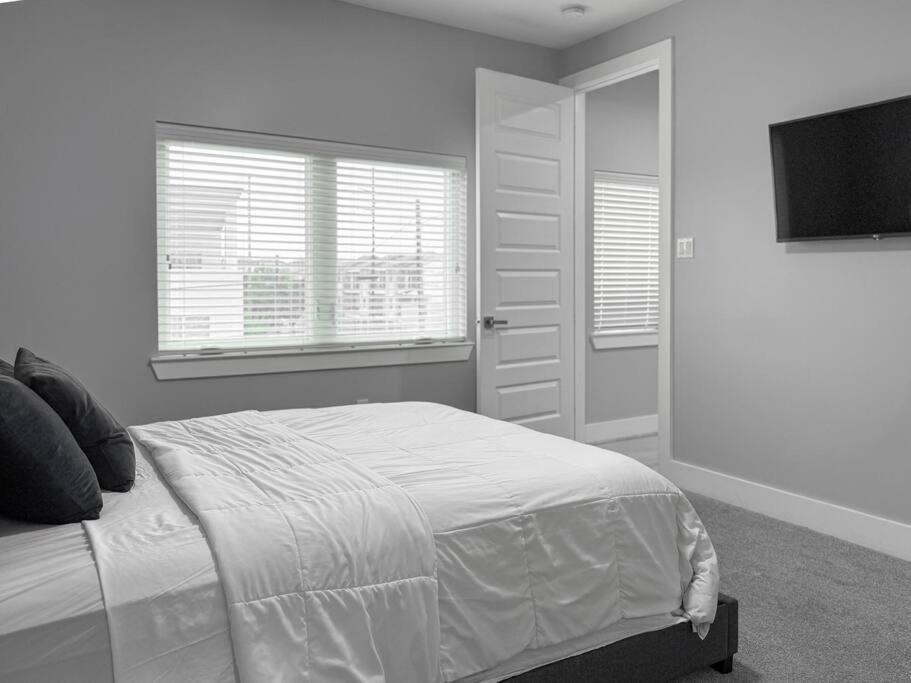 Holiday home 3-story Downtown Getaway Houston